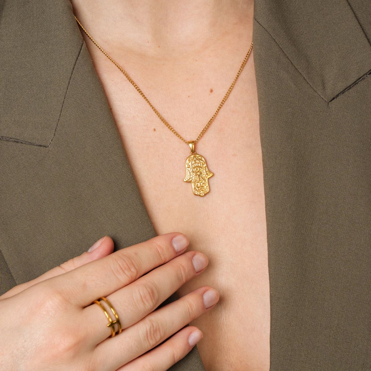 Colar de Mão Hamsa Banhado a Ouro 18k
