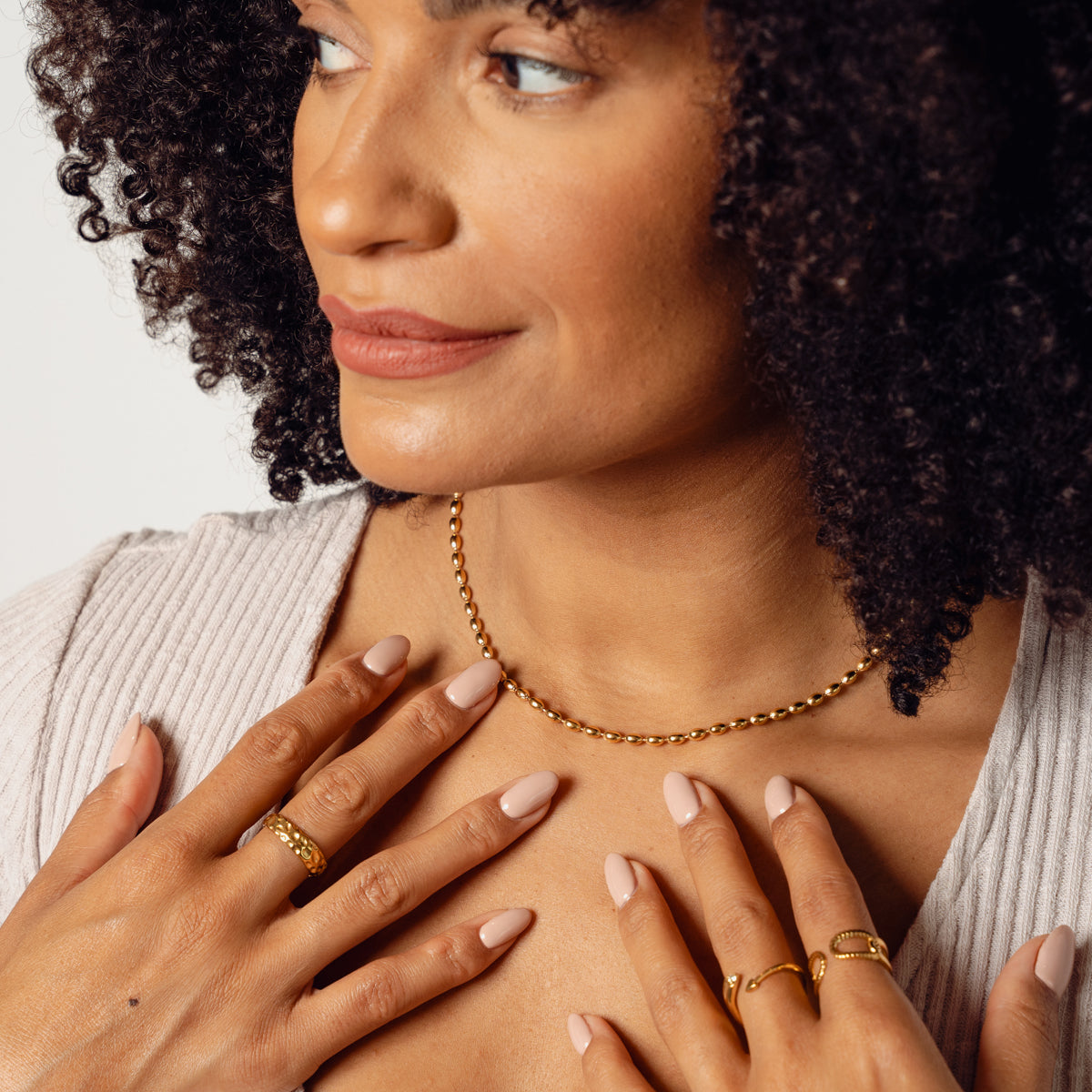 Colar Joulé com Esferas Banhado a Ouro 18K