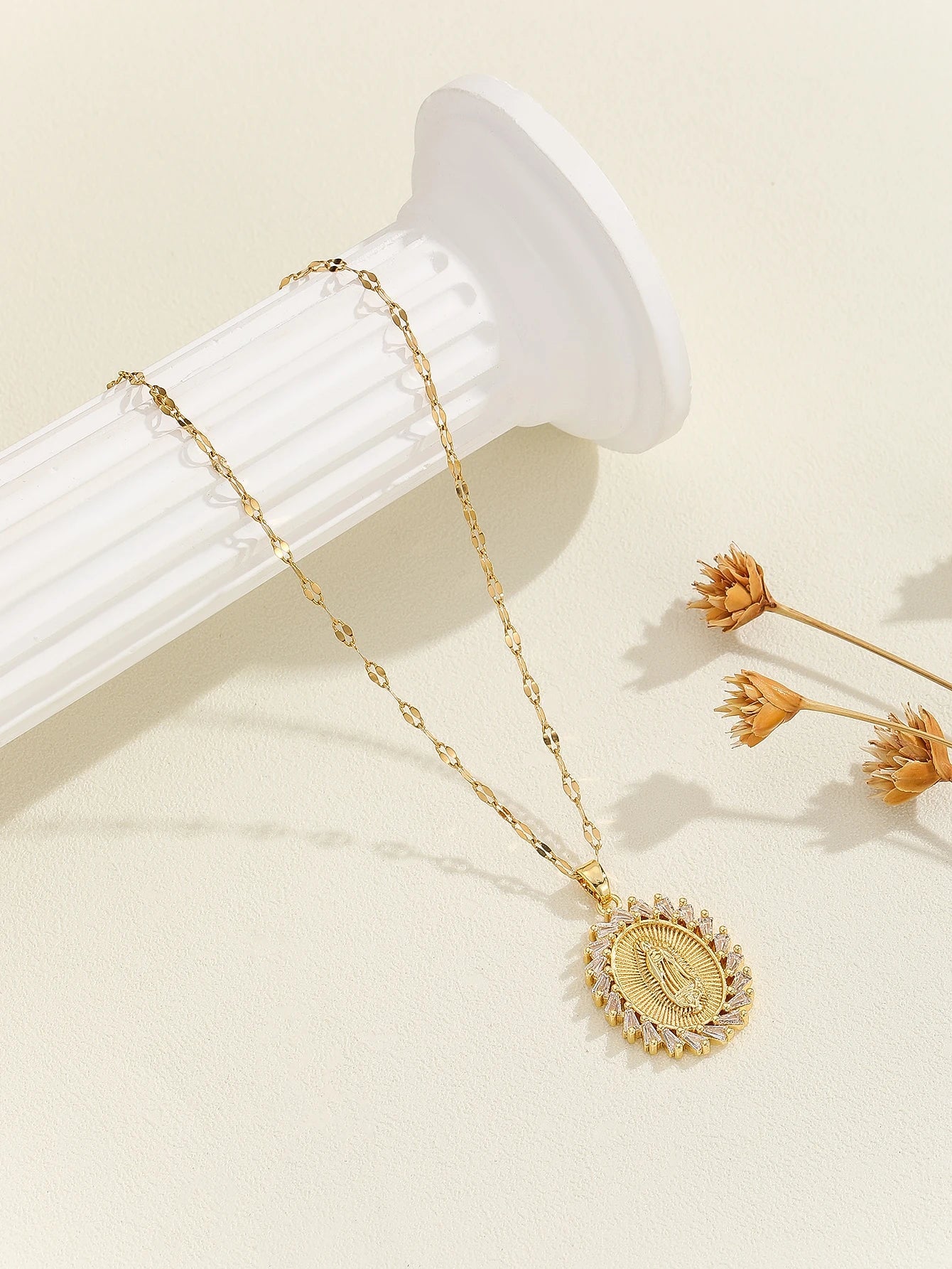 Colares com Pingente Virgem Maria Banhado a Ouro 18K