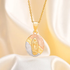 Colar Pingente Vigem Maria Tricolor