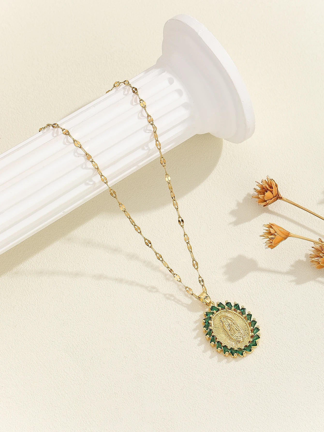 Colares com Pingente Virgem Maria Banhado a Ouro 18K